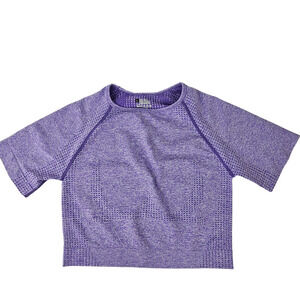 Unlabeled lavender short sleeve cropped workout activewear top Large